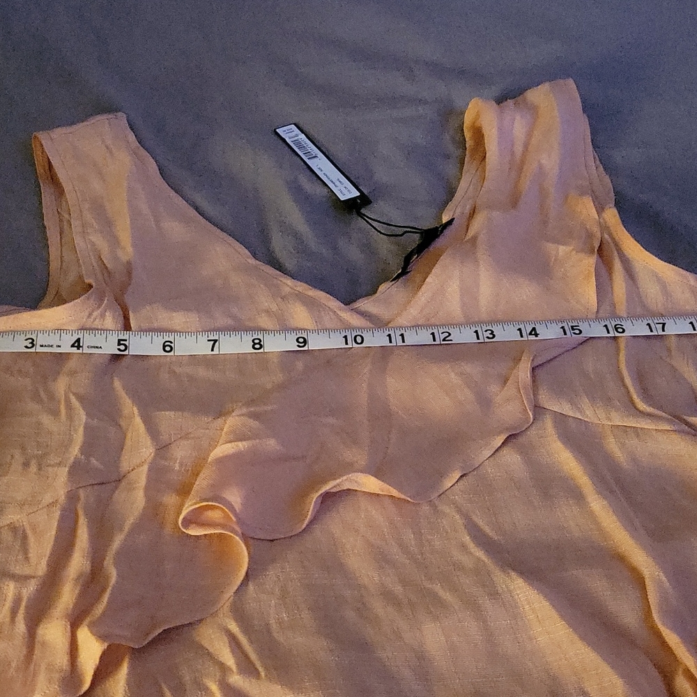 Ladies top - Picture 4 of 5